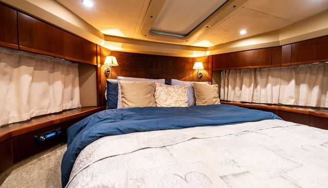 STELLAR II yacht for sale 39