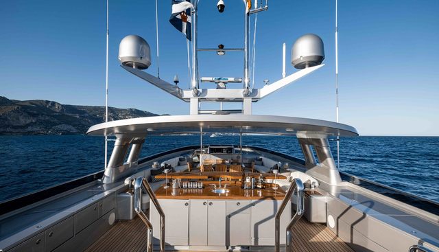 AURA yacht for sale 27
