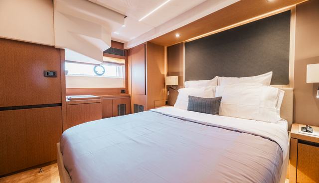 Noname yacht for sale 34