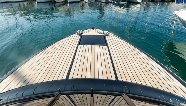 BOBO 8 yacht for sale 13