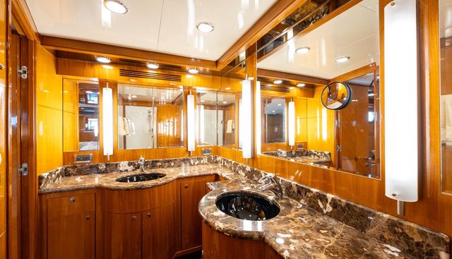 MEMORY BANK yacht for sale 82
