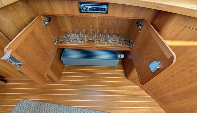 Lady Emily yacht for sale 32