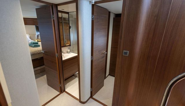 Aura yacht for sale 45