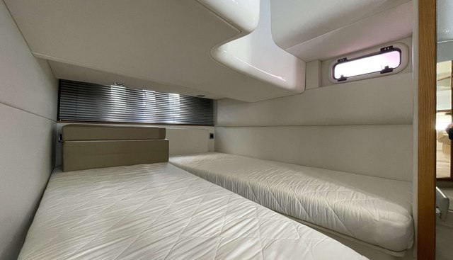 noname yacht for sale 93
