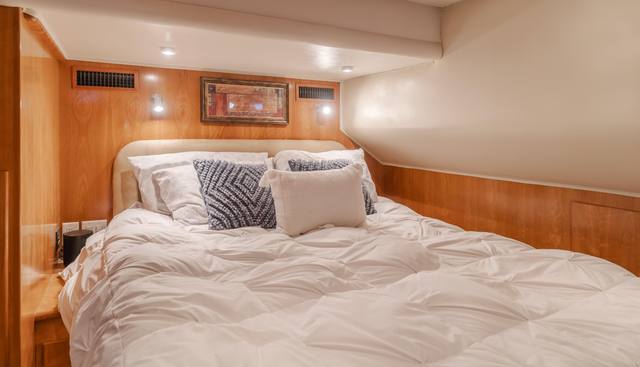 Love Life yacht for sale 24
