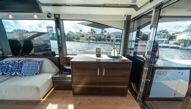 LORENA yacht for sale 22