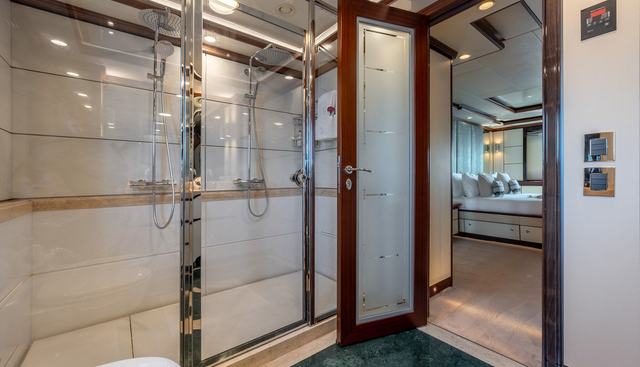 TITIAN PEARL yacht for sale 42