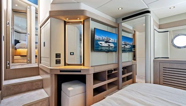 EMERALD yacht for sale 32