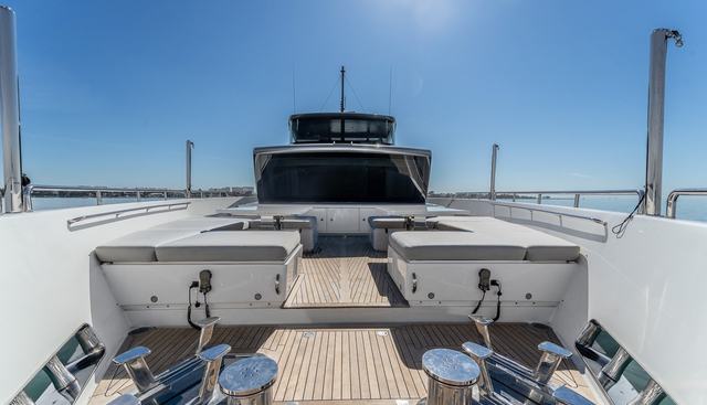 LA LUNA yacht for sale 35