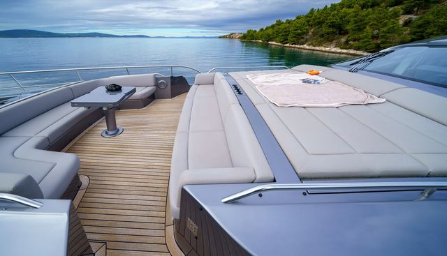 MAVIS yacht for sale 17