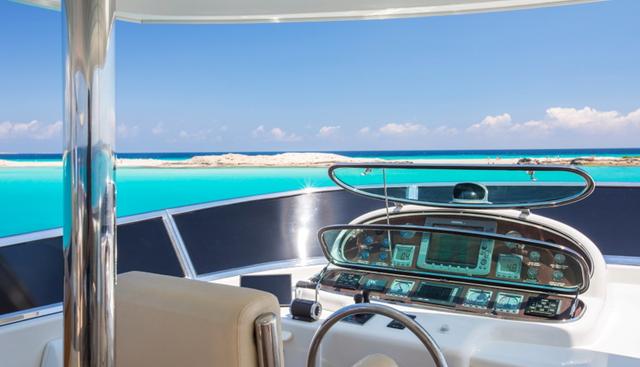MR & MRS SMITH yacht for sale 18
