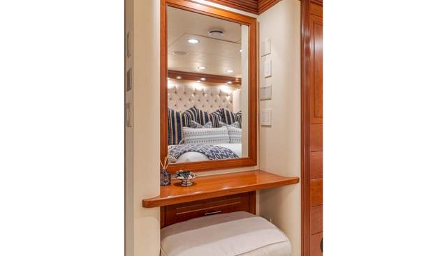 Huracan yacht for sale 50