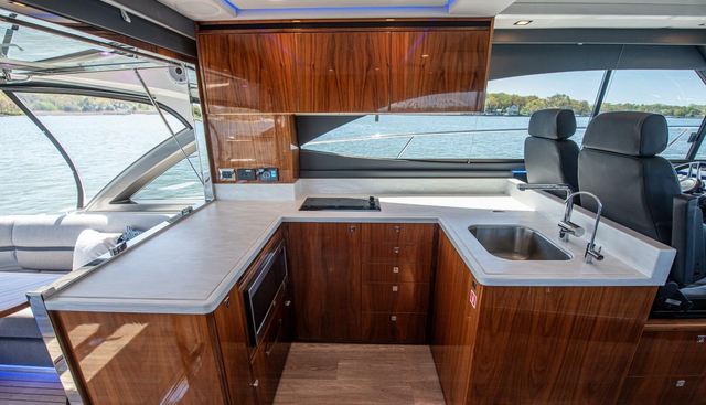 CNTRL-SALT-DEL yacht for sale 35