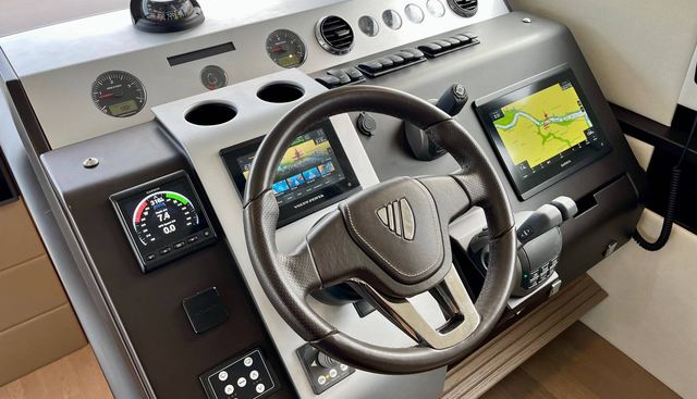 noname yacht for sale 25