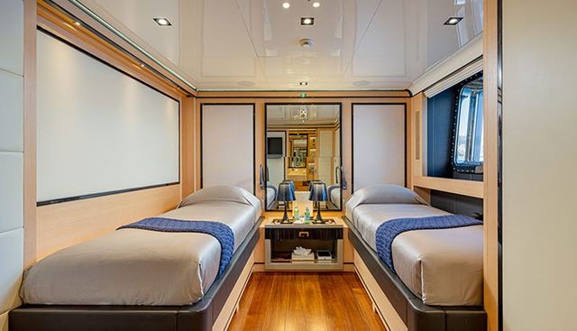 2 Ladies yacht for sale 15