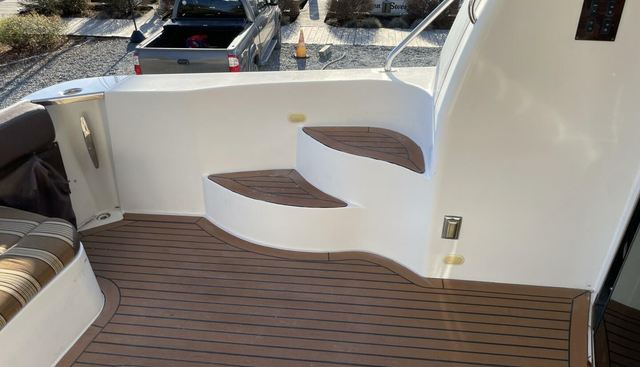 PISCO SOUR yacht for sale 15