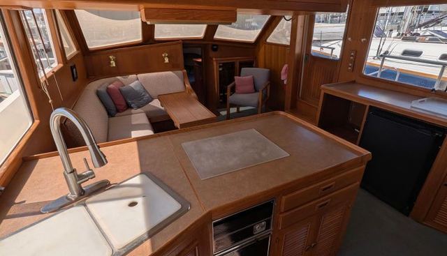 Fisher Folly IV yacht for sale 27