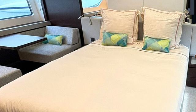 Y76 yacht for sale 3