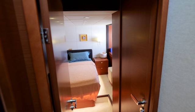 PRESTIGE 620 yacht for sale 38