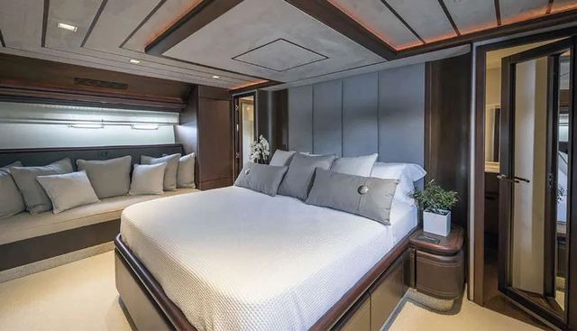 LAZY DAYS yacht for sale 15