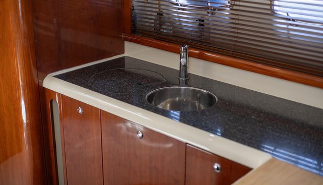 Panda yacht for sale 22
