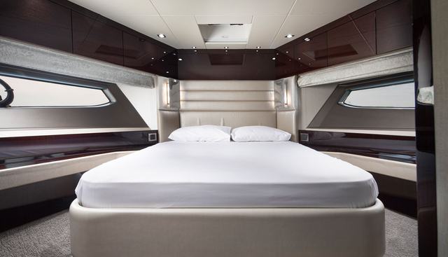 M3G yacht for sale 38