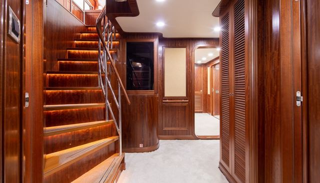 BEYOND CAPRICORN yacht for sale 9