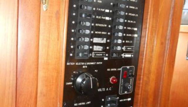 Ahoy Vey yacht for sale 18