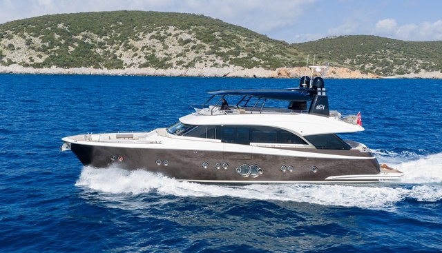 Bella Luna yacht for sale 3