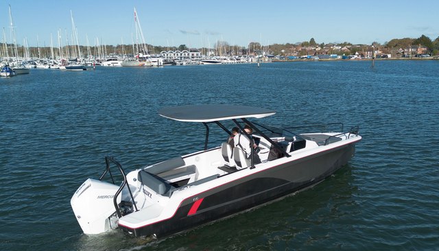 MOZZ yacht for sale 4