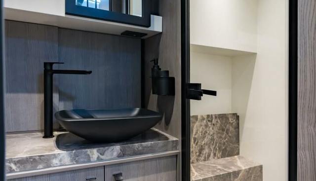 BELLA yacht for sale 35