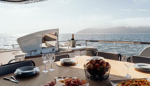 CHASE yacht for sale 39