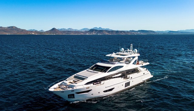 Indigo yacht for sale 32