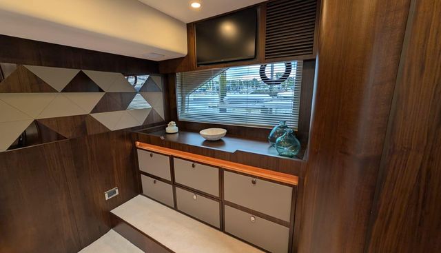 "Best in Class" yacht for sale 33