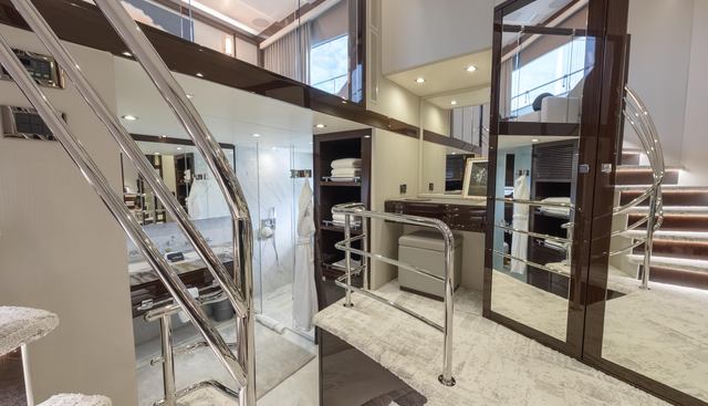 REUNION yacht for sale 18