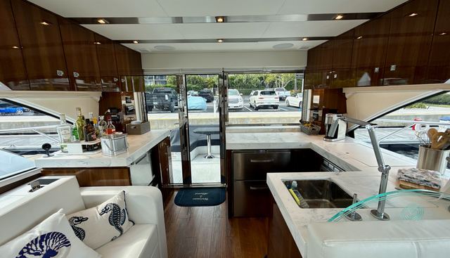 Tropical Dreamer yacht for sale 52