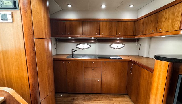 SWEET LIFE yacht for sale 22