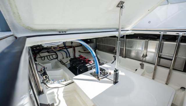 noname yacht for sale 27