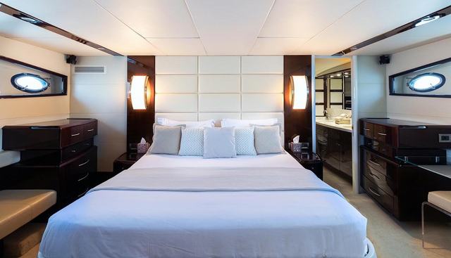 LIZZI yacht for sale 9