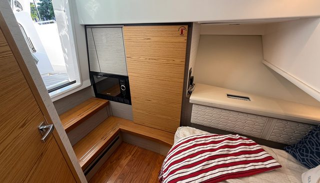 noname yacht for sale 30