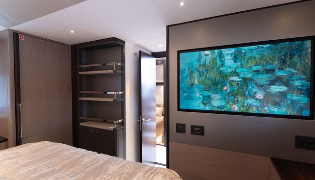 7252468 yacht for sale 38