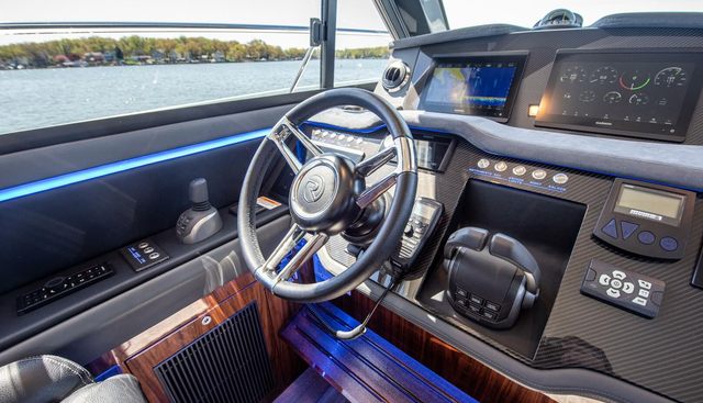 CNTRL-SALT-DEL yacht for sale 44