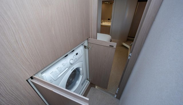 DOLCE VITA yacht for sale 47