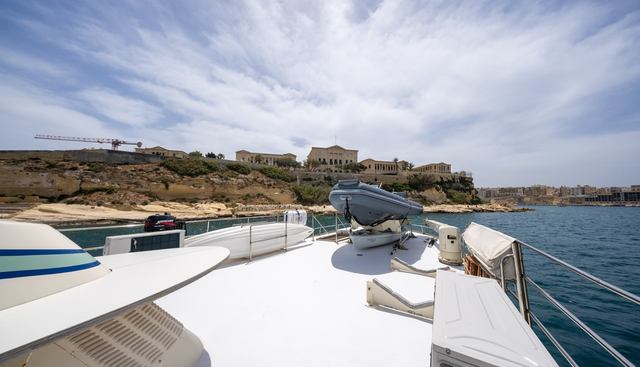 Kalani yacht for sale 34