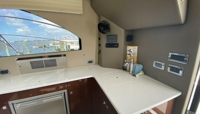 MJM Grand yacht for sale 74