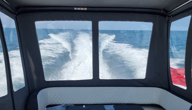 Mac II yacht for sale 10