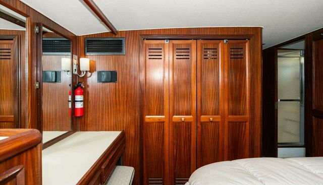 noname yacht for sale 38