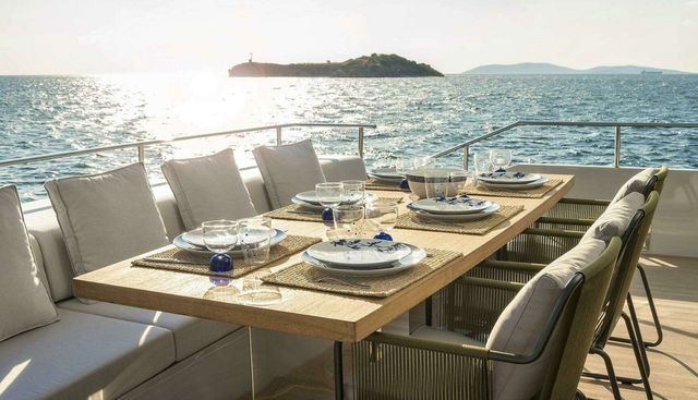 IGUAZU yacht for sale 4