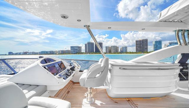 M4 yacht for sale 14