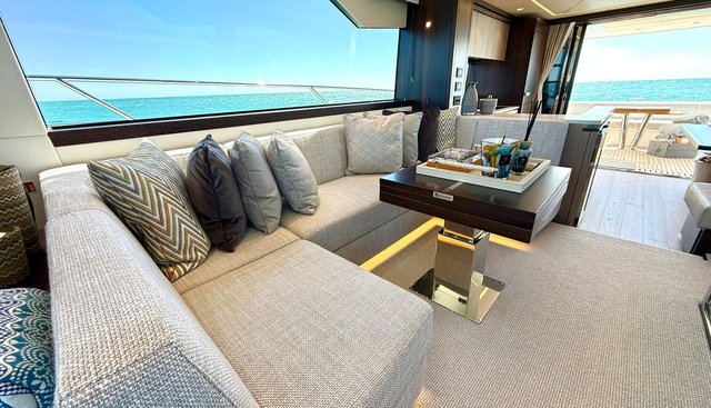 SEVEN yacht for sale 30